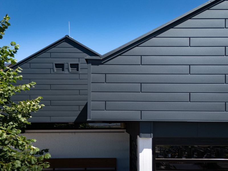 Detail der horizontalen PREFA-Siding-Fassade